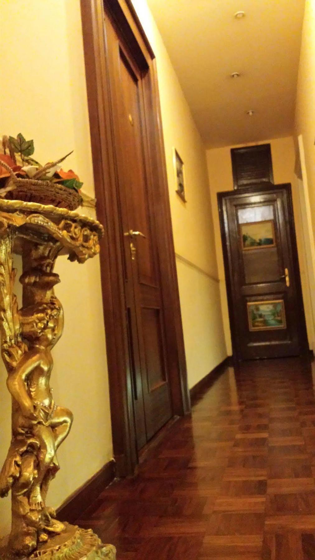 Bed & Breakfast Napoli Centrale Luaran gambar